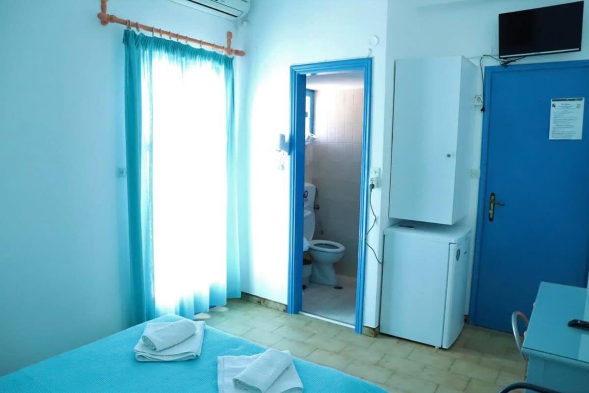 Santorini Seaside Retreat - Flora's Summer Escape *