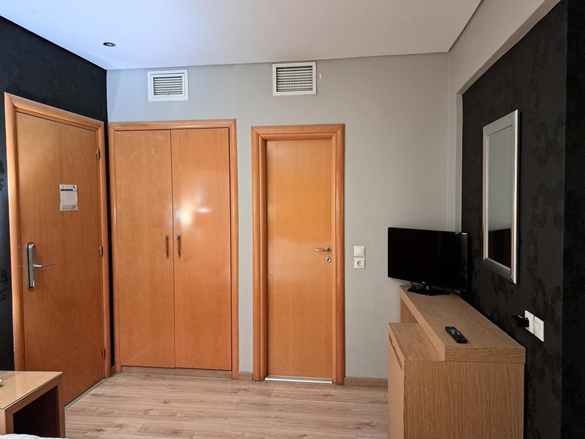 Nefeli Hotel Alimos