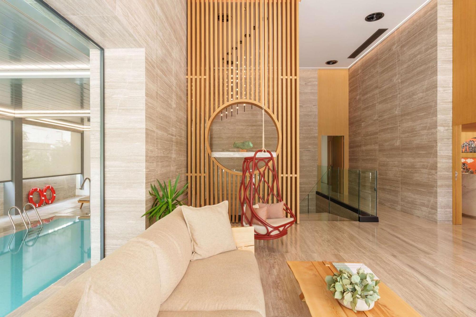 Dusit Suites Hotel 5*