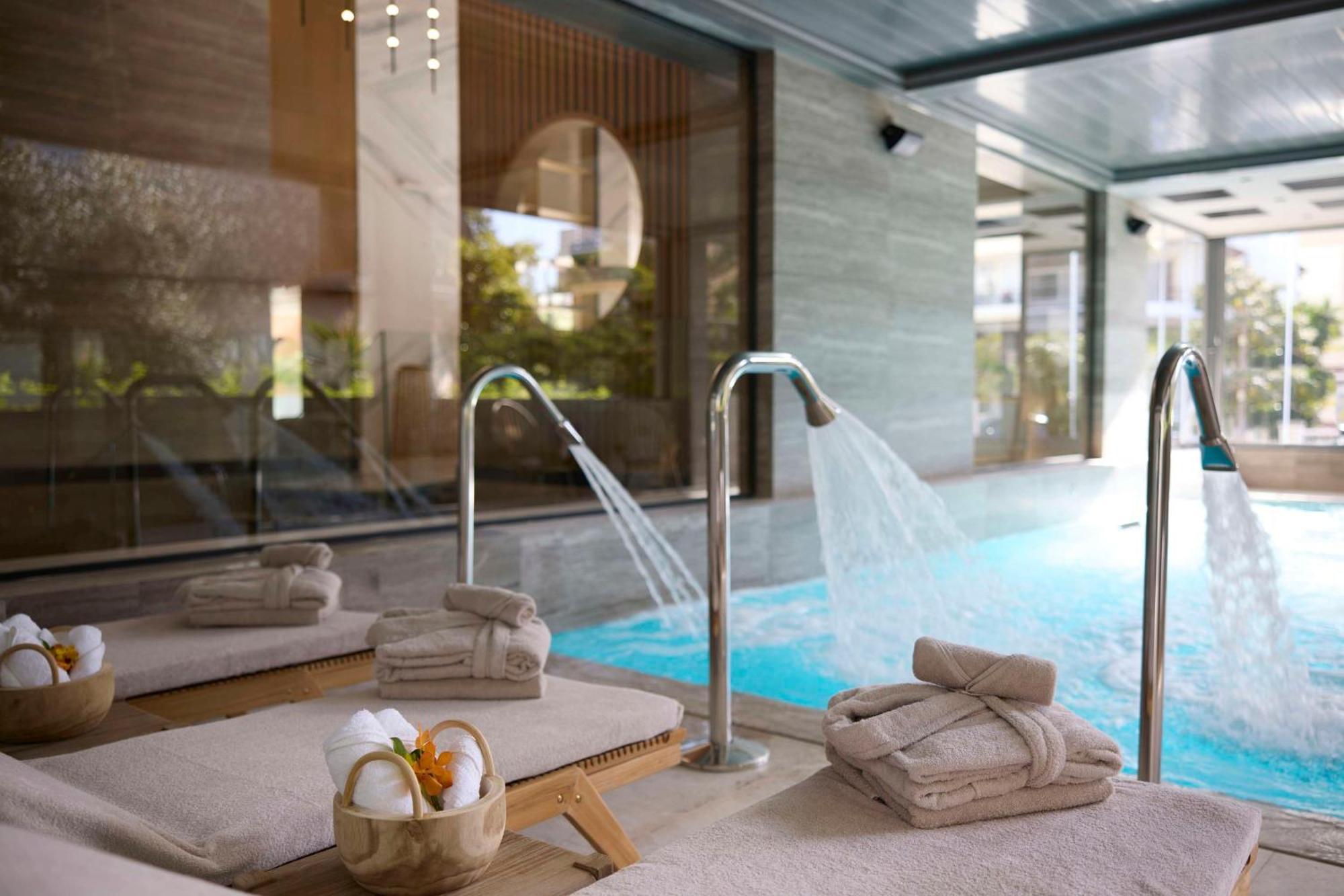 Dusit Suites 5* Athens