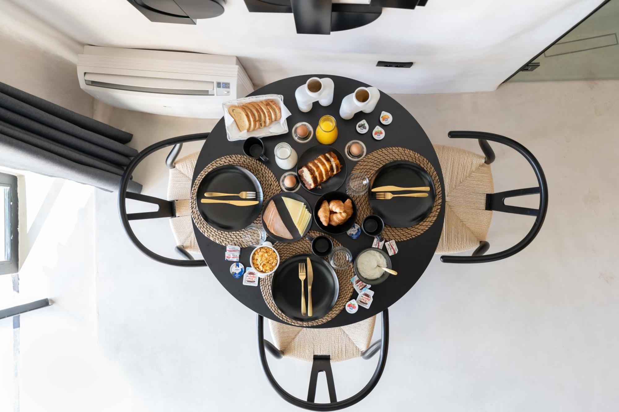 Neoma Luxury * Karterados (Santorini)