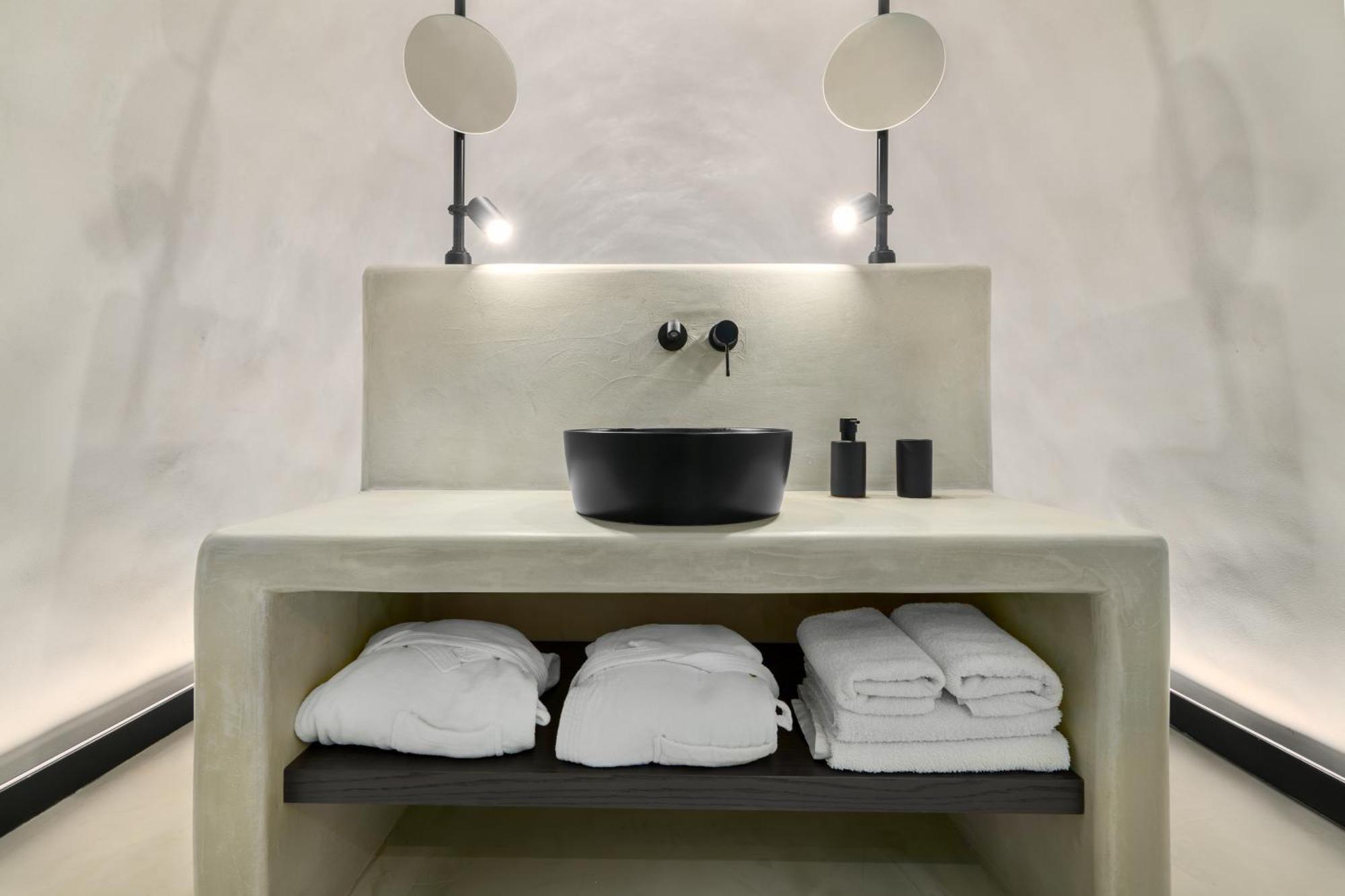 Neoma Luxury