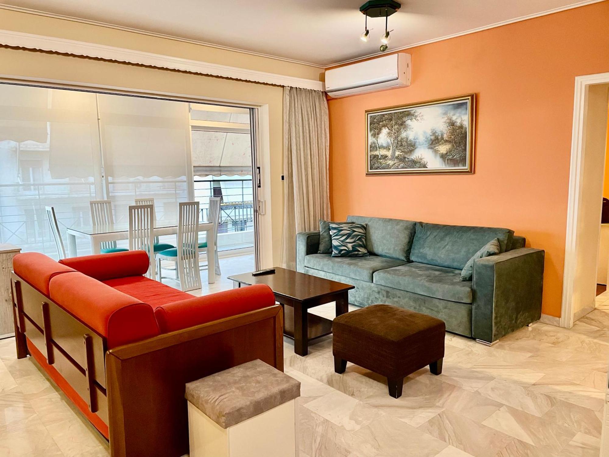 Flisvos Elite Seafront Luxury Apartment