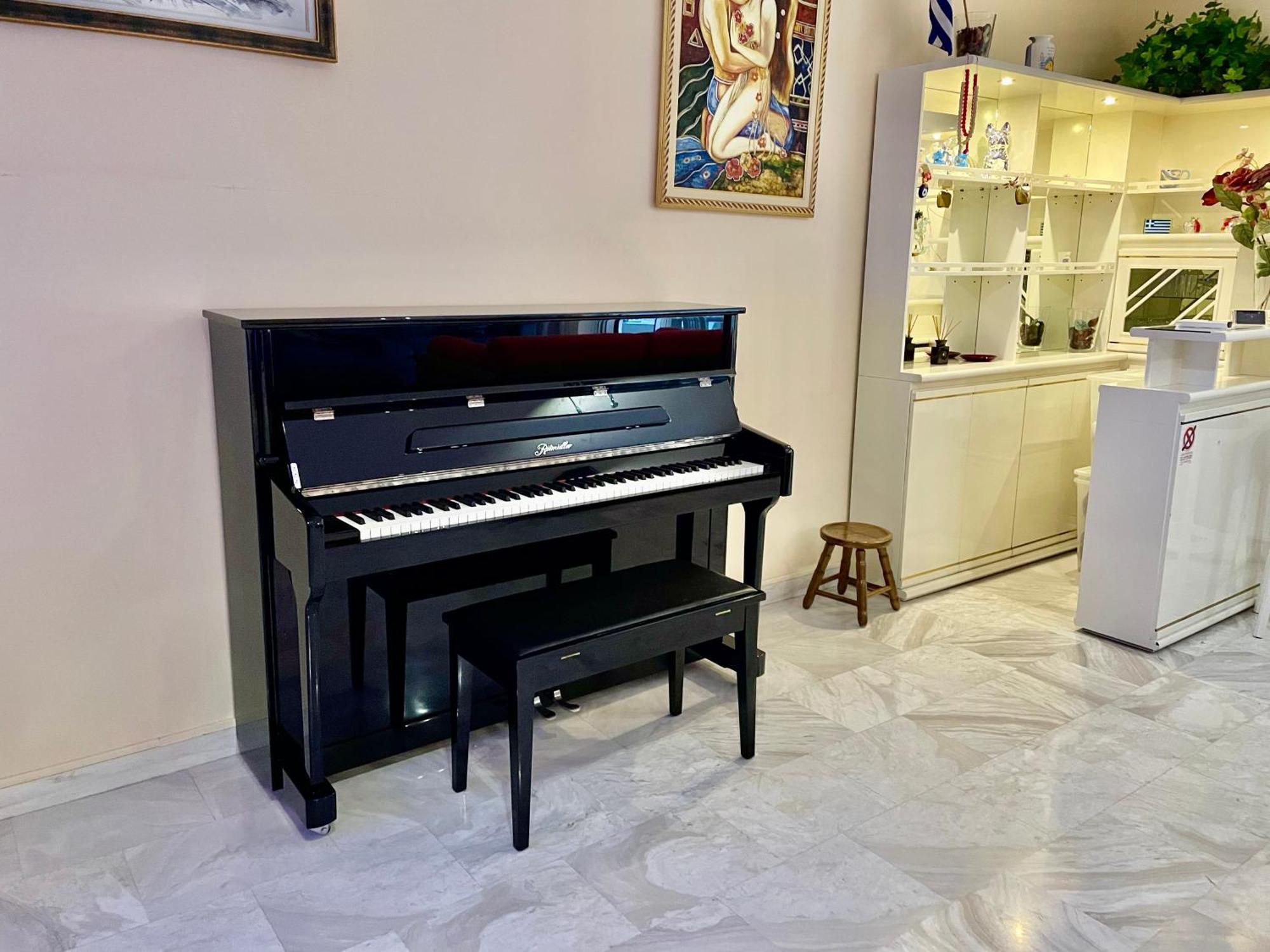 Flisvos Elite Seafront Luxury Apartment Athens
