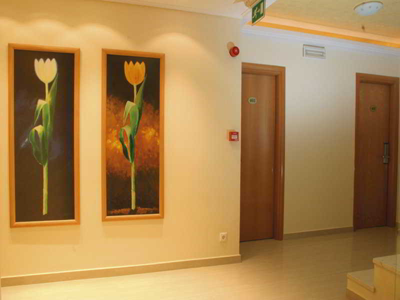 Nefeli Hotel
