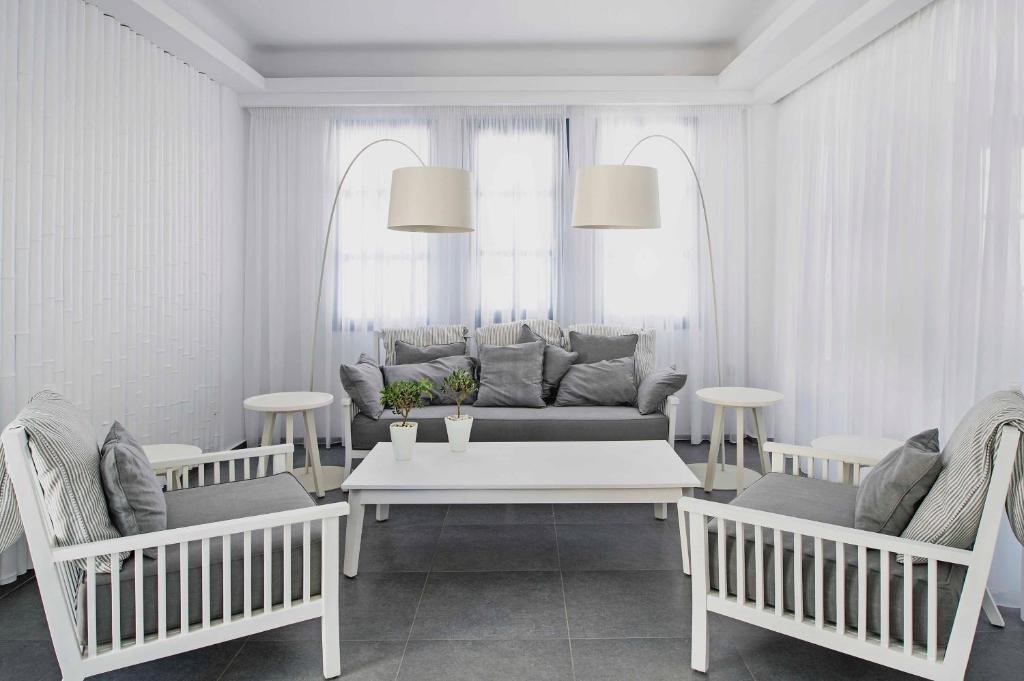 Hotel Acroterra Rosa Luxury & Akrotiri (Santorini)