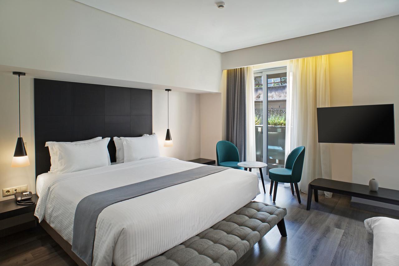 Lozenge Hotel 4*