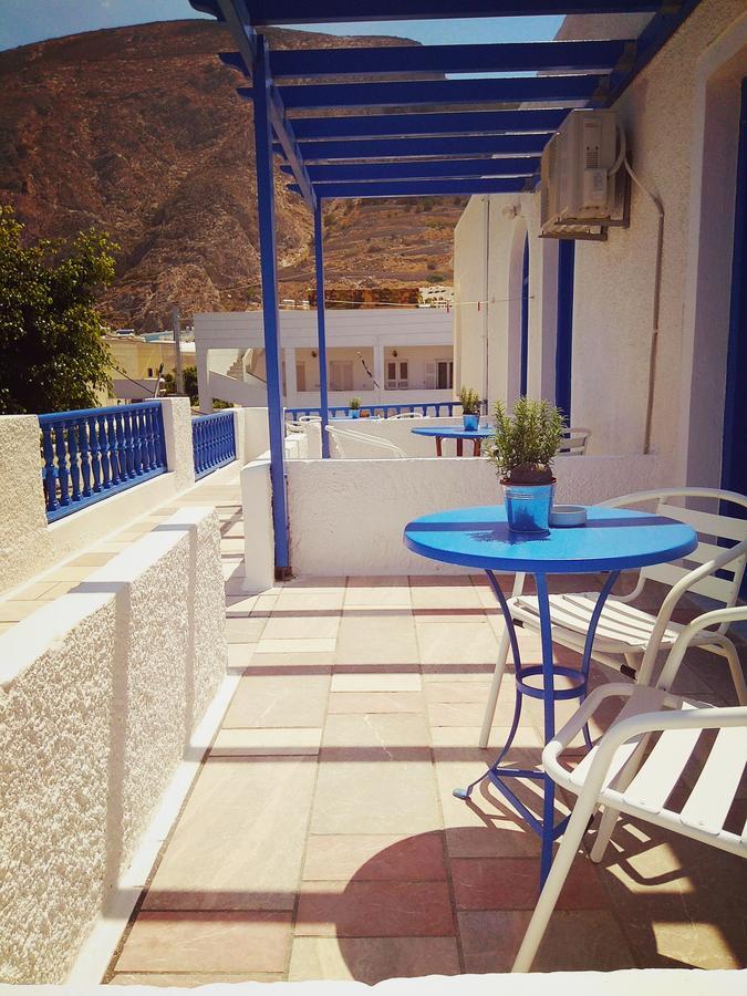 Dioni Kamari (Santorini)