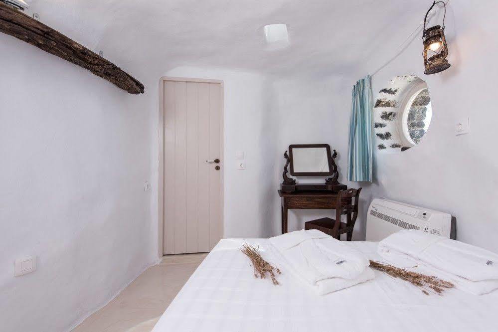 Anemoscope Villa Pyrgos Kallistis