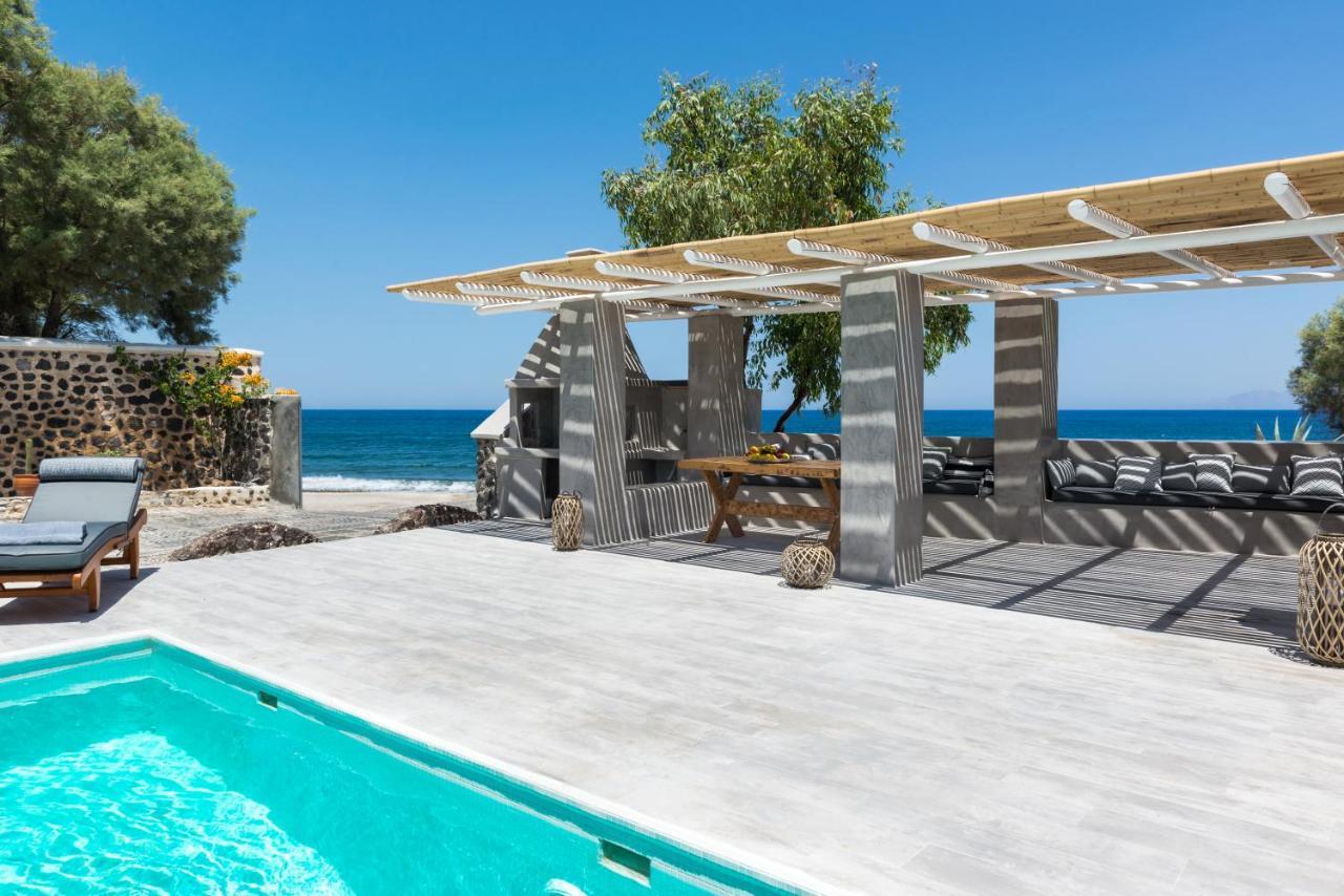 Villa Damma Beachfront Luxury *