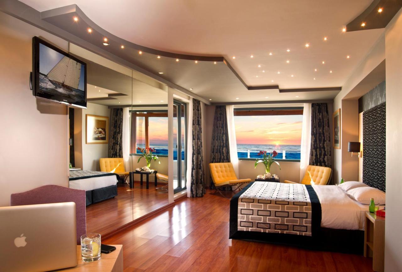 Nefeli Hotel 3*