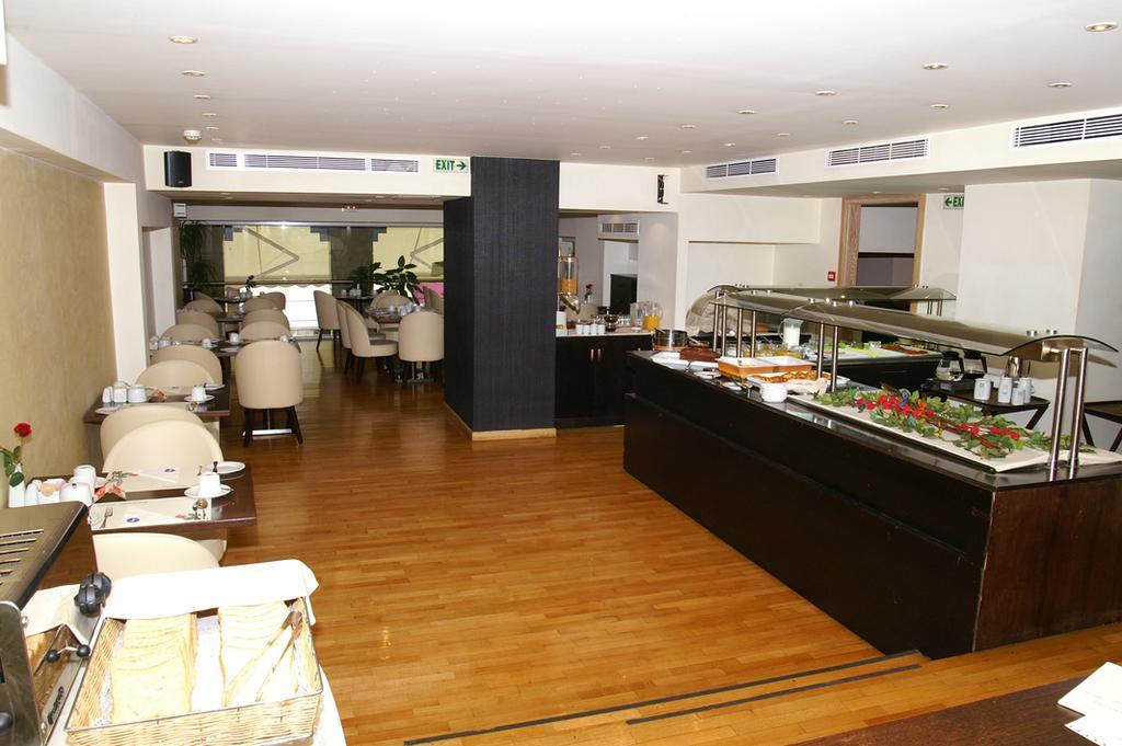 Lozenge Hotel