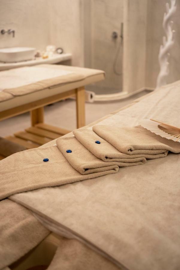 Acroterra Rosa Luxury & Hotel 5*