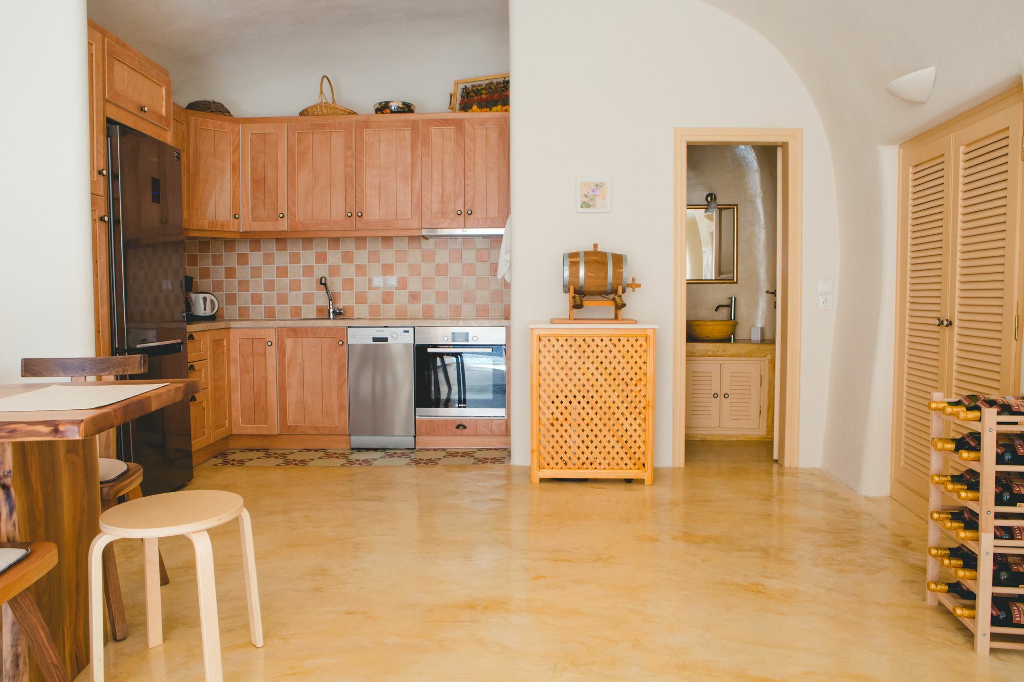 Flora's House & Cave Winery Pyrgos Kallistis