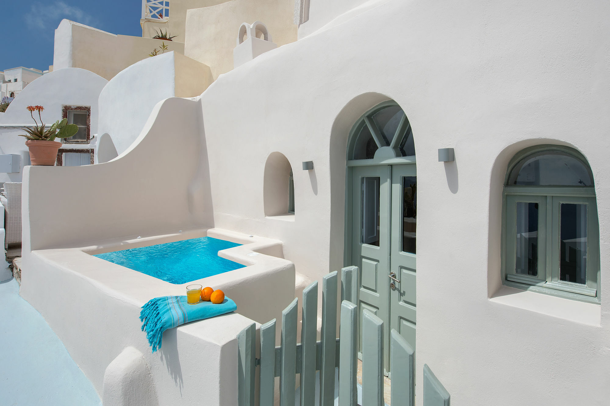 Artia Mansion Apartment