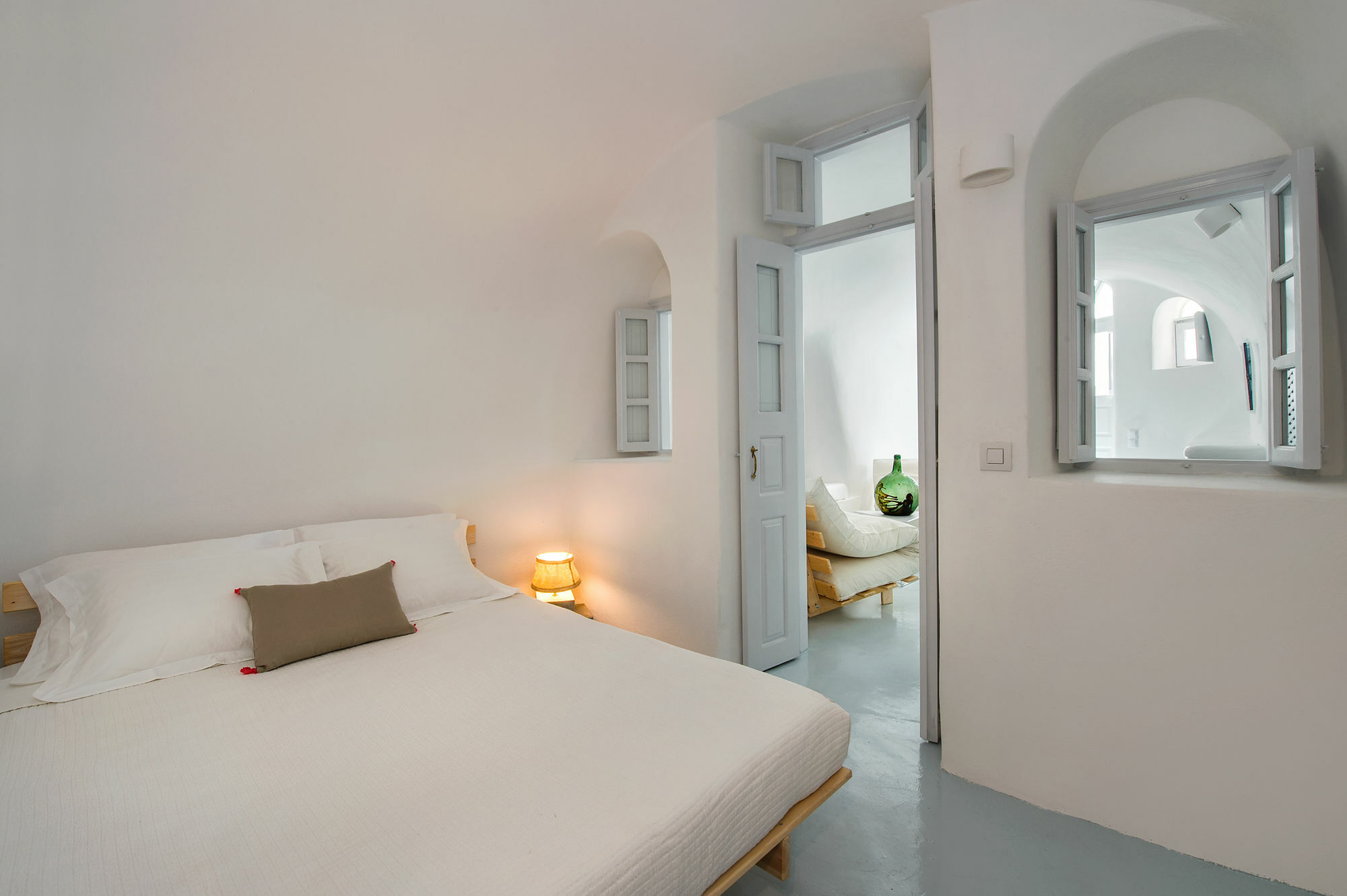 Artia Mansion Oia (Santorini)