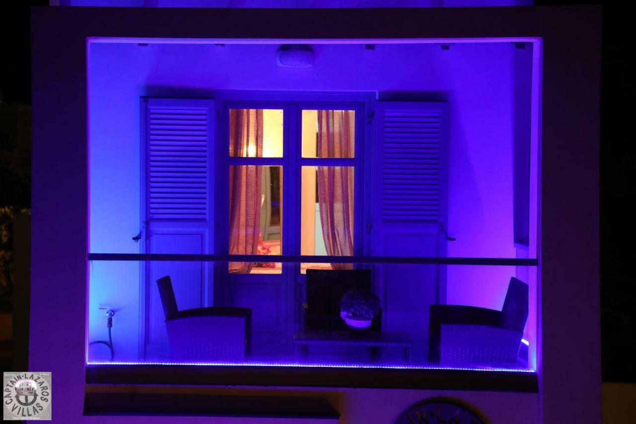 Villa Captain Lazaros Villa: Black With Pool And Sea View