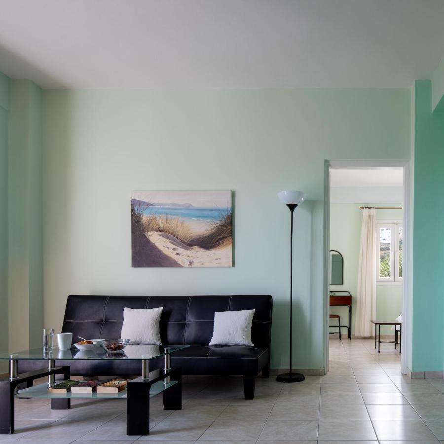Moonlight Apartment Exo Katikies (Santorini)