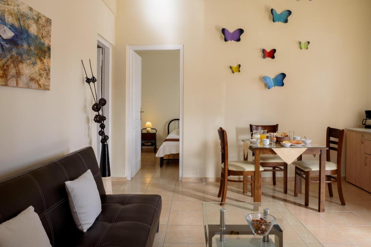 Moonlight Apartment Exo Katikies (Santorini)